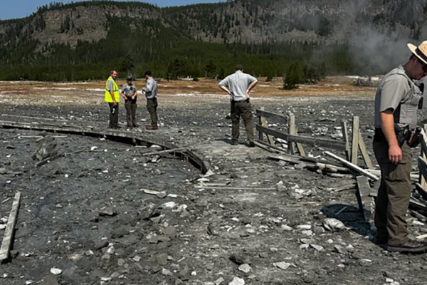 Yellowstone hydrothermal explosion