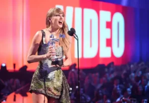 Taylor Swift political message at VMAs